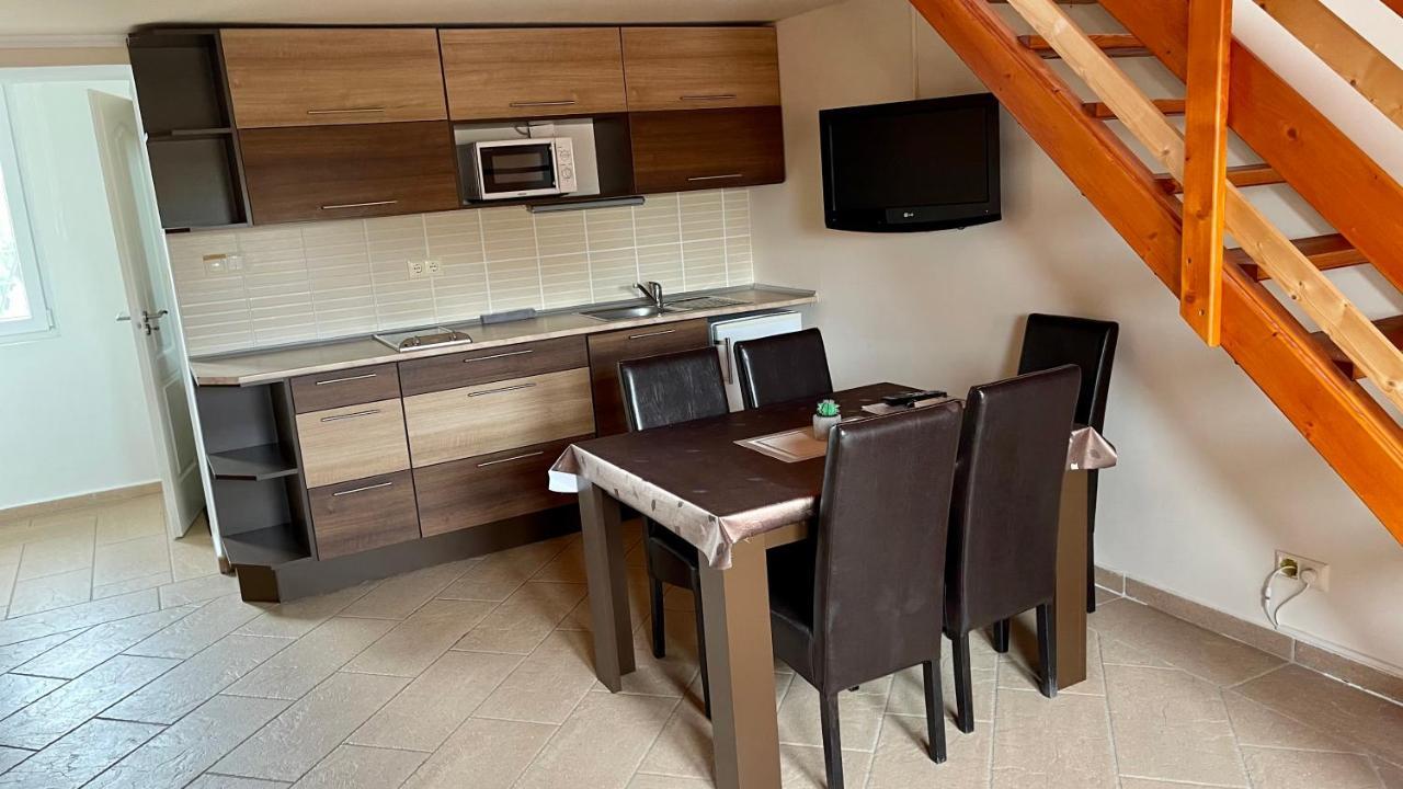 Gyula Var Panorama Apartman エクステリア 写真